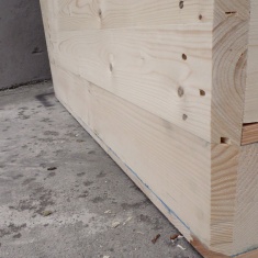 Drewniane skrzynie do przechowywania cebuli